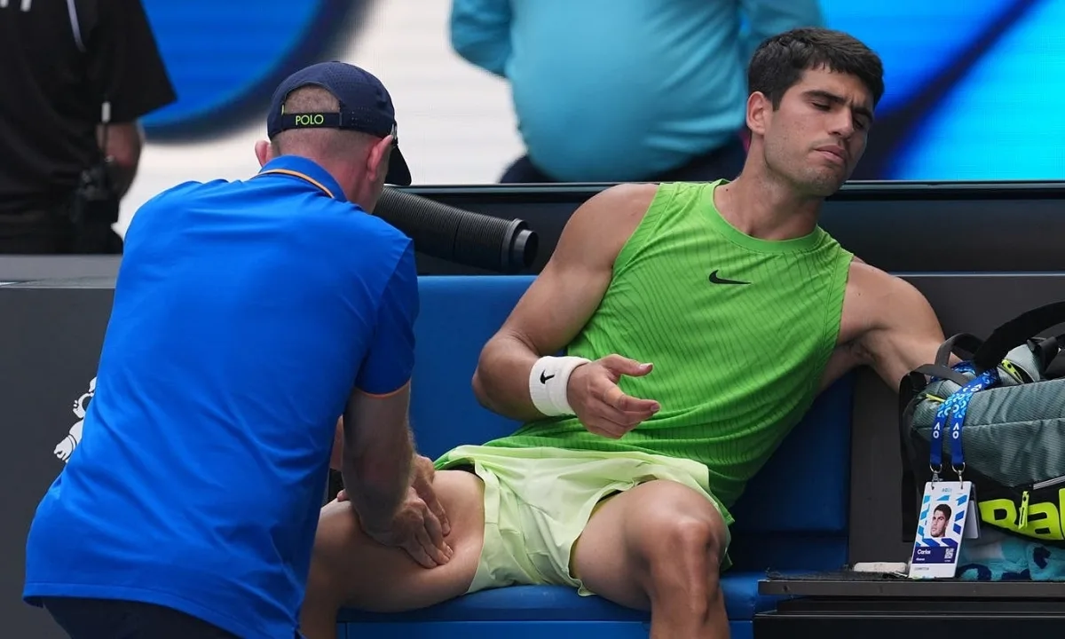 Vì sao Zverez phẫn nộ với cơn chuột rút của Alcaraz?